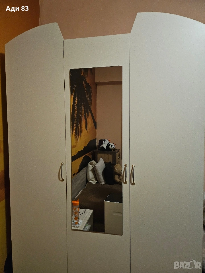Трикрилен гардероб , снимка 1