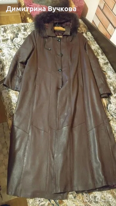 Продавам дълго естествена кожа палто размер XXLтелешка кожа и естествен косъм от лицица, снимка 1