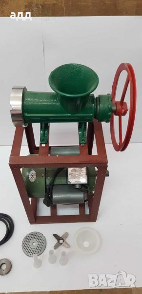 Електрическа месомелачка 32, снимка 1