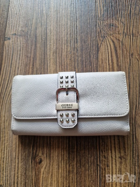 Страхотно дамско портмоне GUESS , снимка 1
