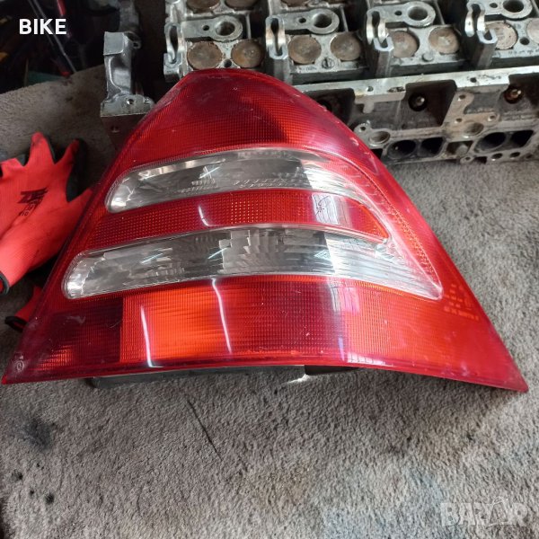 Десен стоп за мерцедес C клас седан, снимка 1