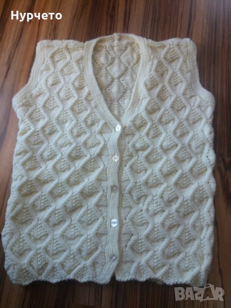 Ръчно плетени елеци, снимка 1