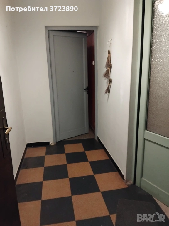 София, Център, Тристаен апартамент За ЧЛ., снимка 1