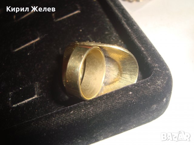 ПОЗЛАТЕН РЕТРО АРТ ПРЪСТЕН с ГОЛЯМ ПОЛИРАН ЛУНЕН КАМЪК с ЕФЕКТ КОТЕШКО ОКО 17092, снимка 9 - Пръстени - 31247210