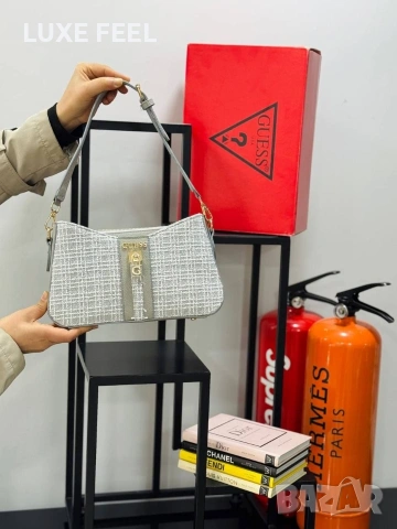 Guess ⚜️Дамски Чанти , снимка 12 - Чанти - 54335960