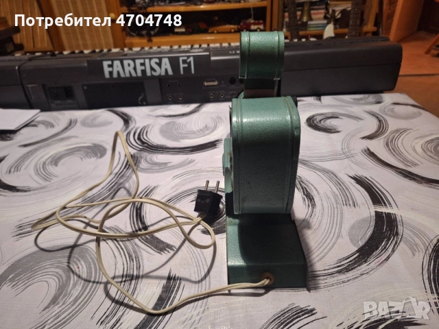 Стар прожекционен апарат, снимка 3 - Антикварни и старинни предмети - 53214532