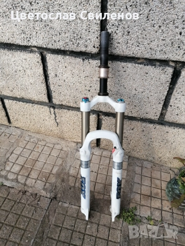 Продавам вилка Fox 32 Float RL.