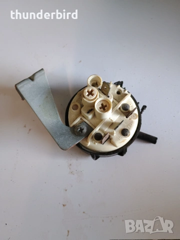 Ниворегулатор за пералня Перла 04, 05.