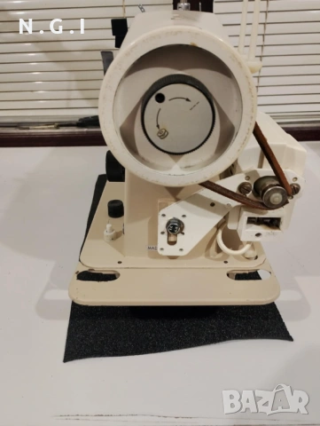 Luchnik-Predom-466 шевна машина-като нова, снимка 4 - Шевни машини - 53289159