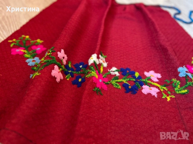 Два броя фъкани престилки за народна носия , снимка 2 - Антикварни и старинни предмети - 54178255