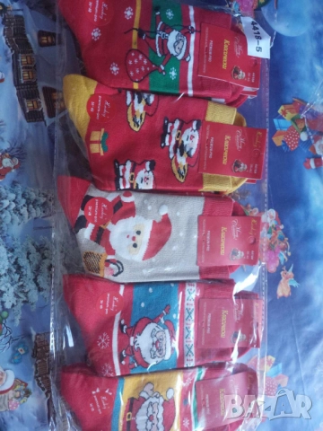 Дамски чорапи с коледни мотиви, 10 чифта, от 1дизайн по 2 чифта в комплект., снимка 4 - Дамски чорапи - 52087513