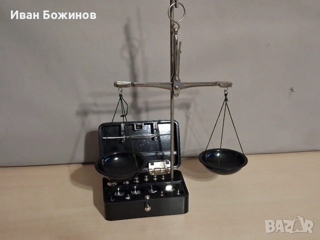 Стара руска везна.