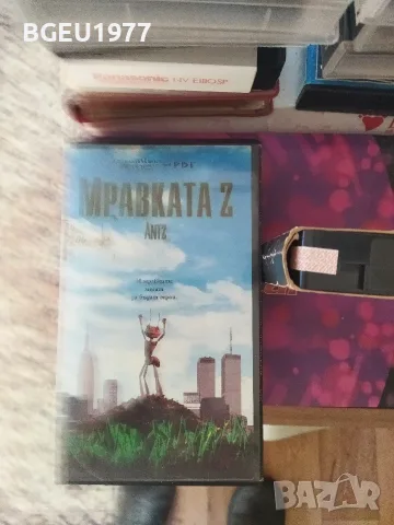 Продавам VHS видеокасети , снимка 12 - Плейъри, домашно кино, прожектори - 56122157