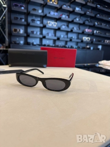 очила с черен обикновен калъф и ув защита ysl saint laurent miu miu , снимка 4 - Слънчеви и диоптрични очила - 51678413