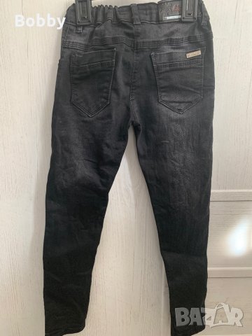 Черни дънки с мъниста 7-9 години, снимка 2 - Детски панталони и дънки - 30336937