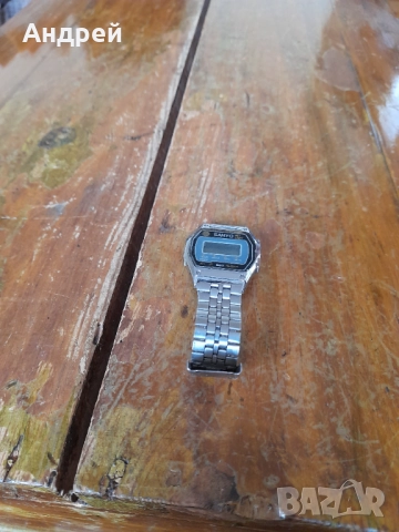 Стар електронен часовник Sanyo