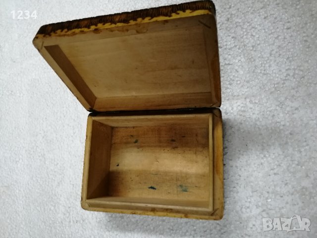 Дървена кутия - 13 х 9. 5 см. , снимка 2 - Други стоки за дома - 31989963