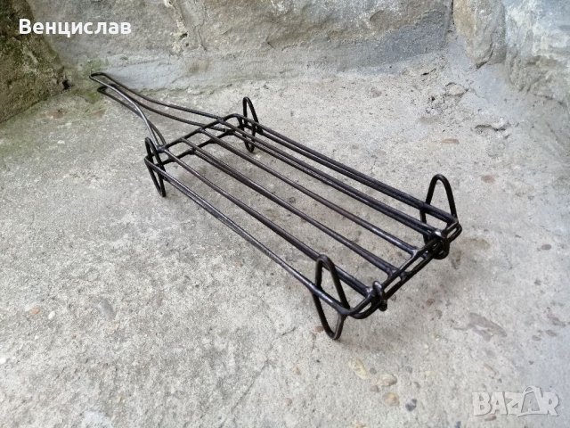 Стара Преносима Затваряща Скара. 