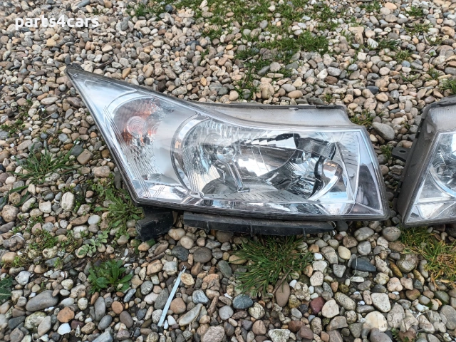 ляв и десен фар за шевролет круз CHEVROLET CRUZE, снимка 2 - Части - 51727818