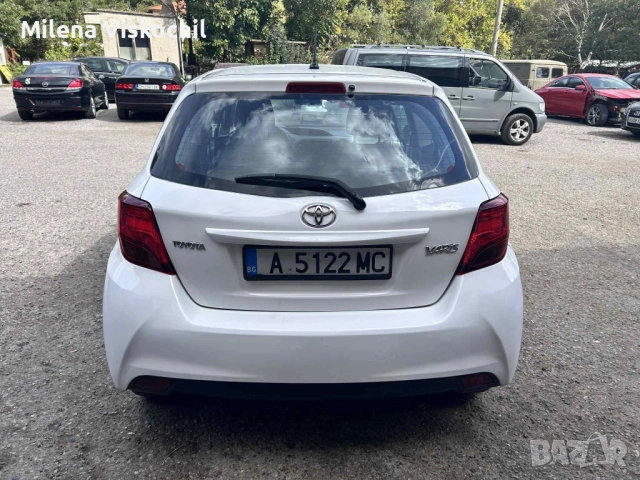 Toyota Yaris 1.0  ( газова уредба), снимка 3 - Автомобили и джипове - 51874467