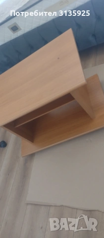 Продавам масичка на колела, снимка 2 - Маси - 54125491