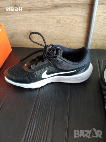 Nike star runner 5 (GS) Маратонки, снимка 3 - Маратонки - 54242745