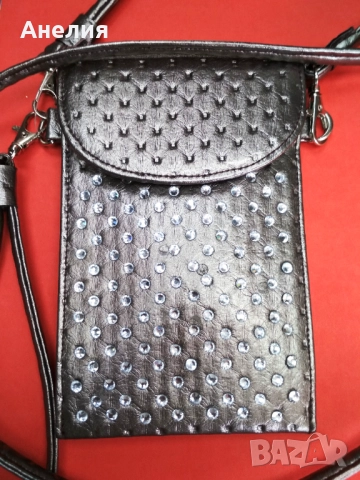 Дамски малки чантички за телефон и ключове, снимка 9 - Чанти - 51497956