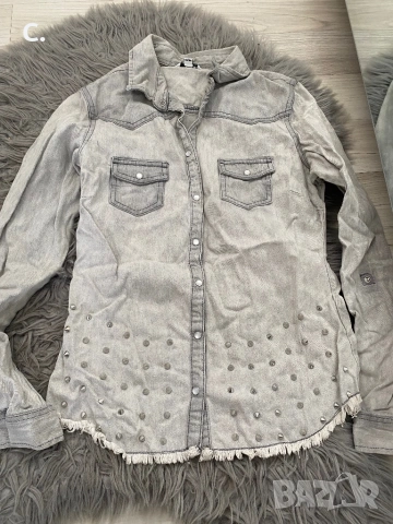 Дамска риза