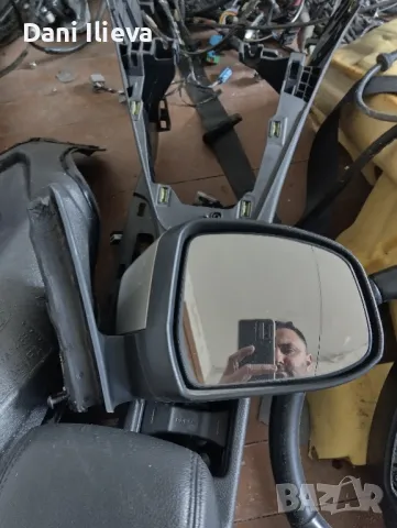 дясно огледало фокус мк3, снимка 3 - Части - 49854008