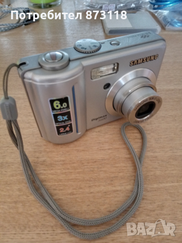 Продавам SAMSUNG Digimax s600, снимка 2 - Фотоапарати - 36418149