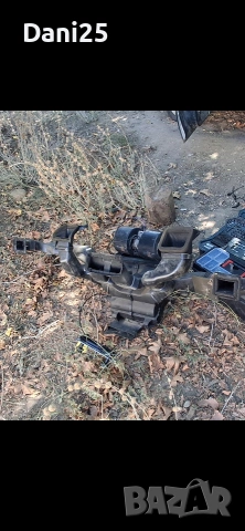 Продавам тази част от форд ескорт 1996 1.4 комби