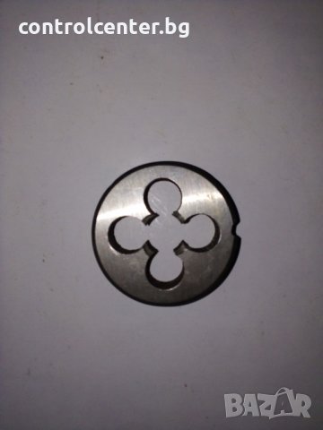 Плашка лява резба М5