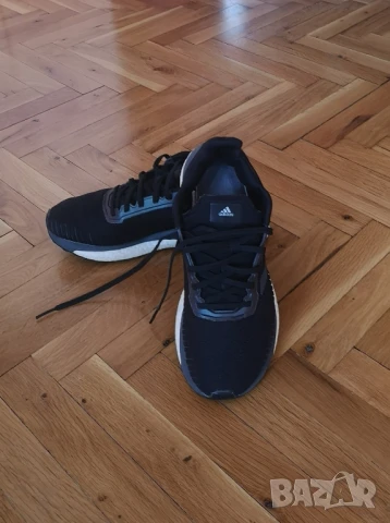 Оригинални мъжки маратонки Adidas номер 43