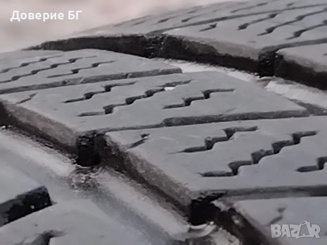 Гуми 215 65 16 Континентал Continental 4 броя. Нов внос. Не са нови!