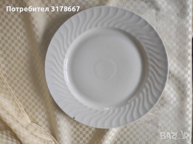 Голяма кръгла чиния 