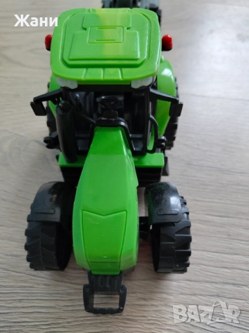 Играчка трактор с ремарке , снимка 6 - Коли, камиони, мотори, писти - 51549670