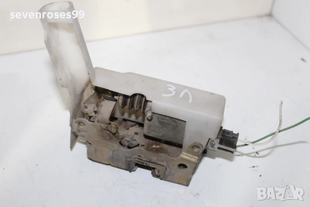 Брава врата задна лява Рено Меган Сценик 1998 1.6i Renault Megane Scenic, снимка 2 - Части - 51219638