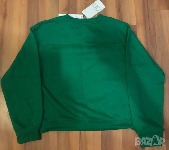 Зелен суичър без качулка от Zara, снимка 2 - Суичъри - 52282620