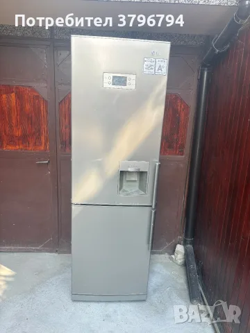 LG хладилник с фризер, диспенсър за вода, снимка 9 - Хладилници - 55891098