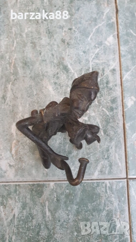 Стара бронзова фигура Африканка, снимка 2 - Колекции - 54358915