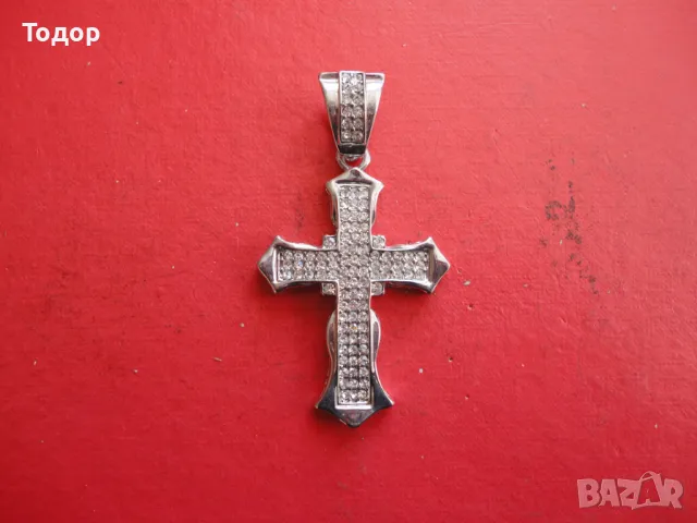 Страхотен кръст с камъни , снимка 7 - Колиета, медальони, синджири - 49604731