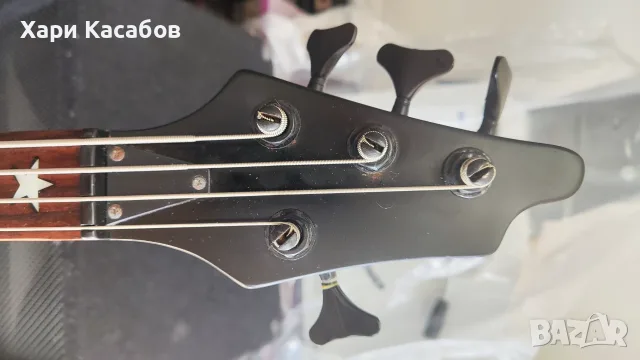 Колекционерска бас китара Starforce, снимка 6 - Китари - 56039848