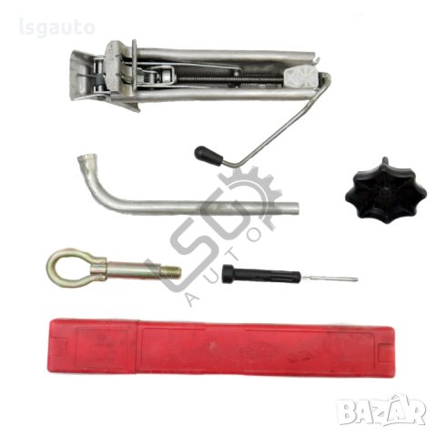 Комплект крик, ключ за гуми, кука за теглене, авариен триъгълник и винт резервна гума Volkswagen Pol, снимка 2 - Части - 42419845