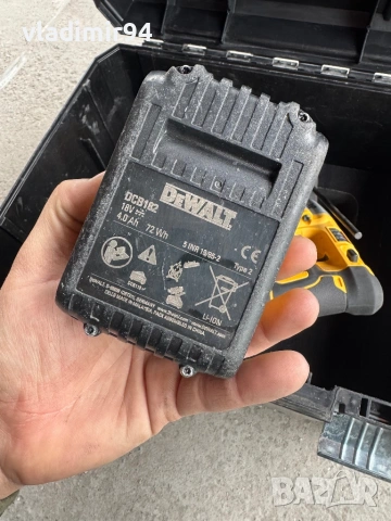 Dewalt DCH273 перфоратор +лед фенер, снимка 9 - Перфоратори - 53899539