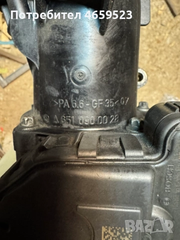 Въздуховод за двигател Мерцедес Mercedes 2.2Cdi само за 40лв. A6510900028, снимка 4 - Части - 52544154