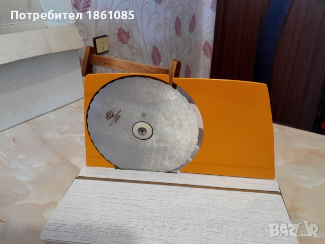 Ретро уред за рязане на филии от Германия, снимка 4 - Други - 52277834