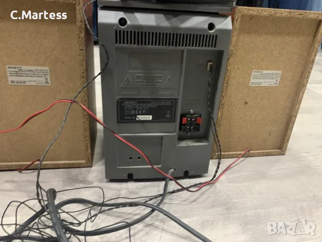 SONY Мини HI-FI system CMT-EH10, снимка 2 - Радиокасетофони, транзистори - 48523277