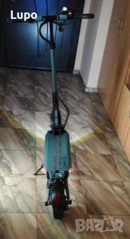 Електрическа тротинетка Vsett 8, снимка 2 - Други спортове - 54129271