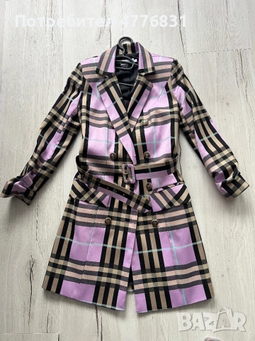 Чисто нова лилава рокличка.