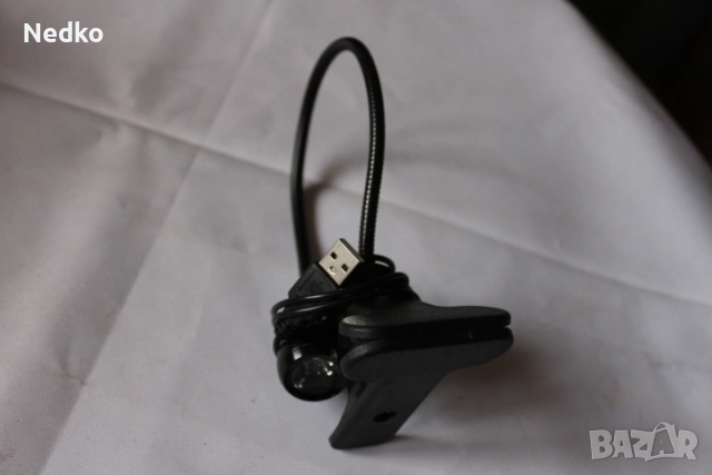 лапа виолетова  с USB, снимка 2 - Настолни лампи - 53928849